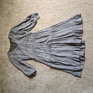 NWT Gorgeous flowy summer dress